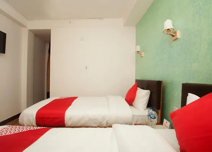 Hotel Oyo 776 Royal Valley