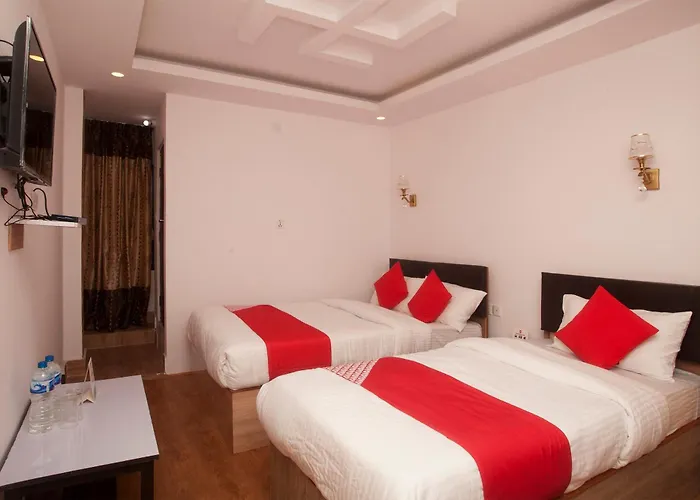 Hotel Oyo 776 Royal Valley
