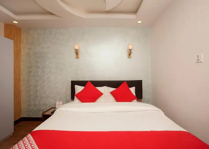 Oyo 776 Royal Valley Hotel 3*