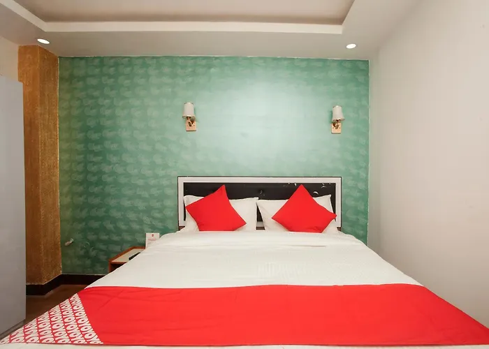Oyo 776 Royal Valley Hotel